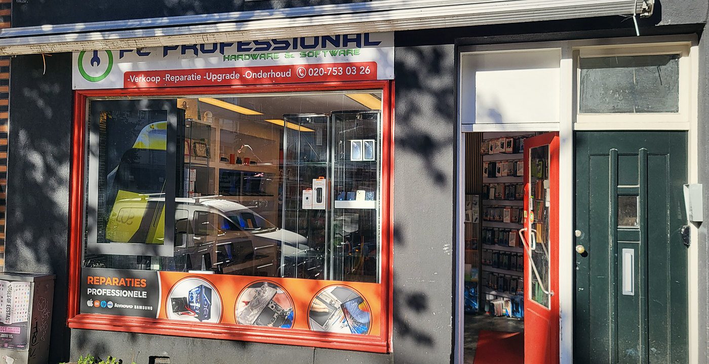 Winkelpui van PC Professionals aan de Javastraat 95 in Amsterdam